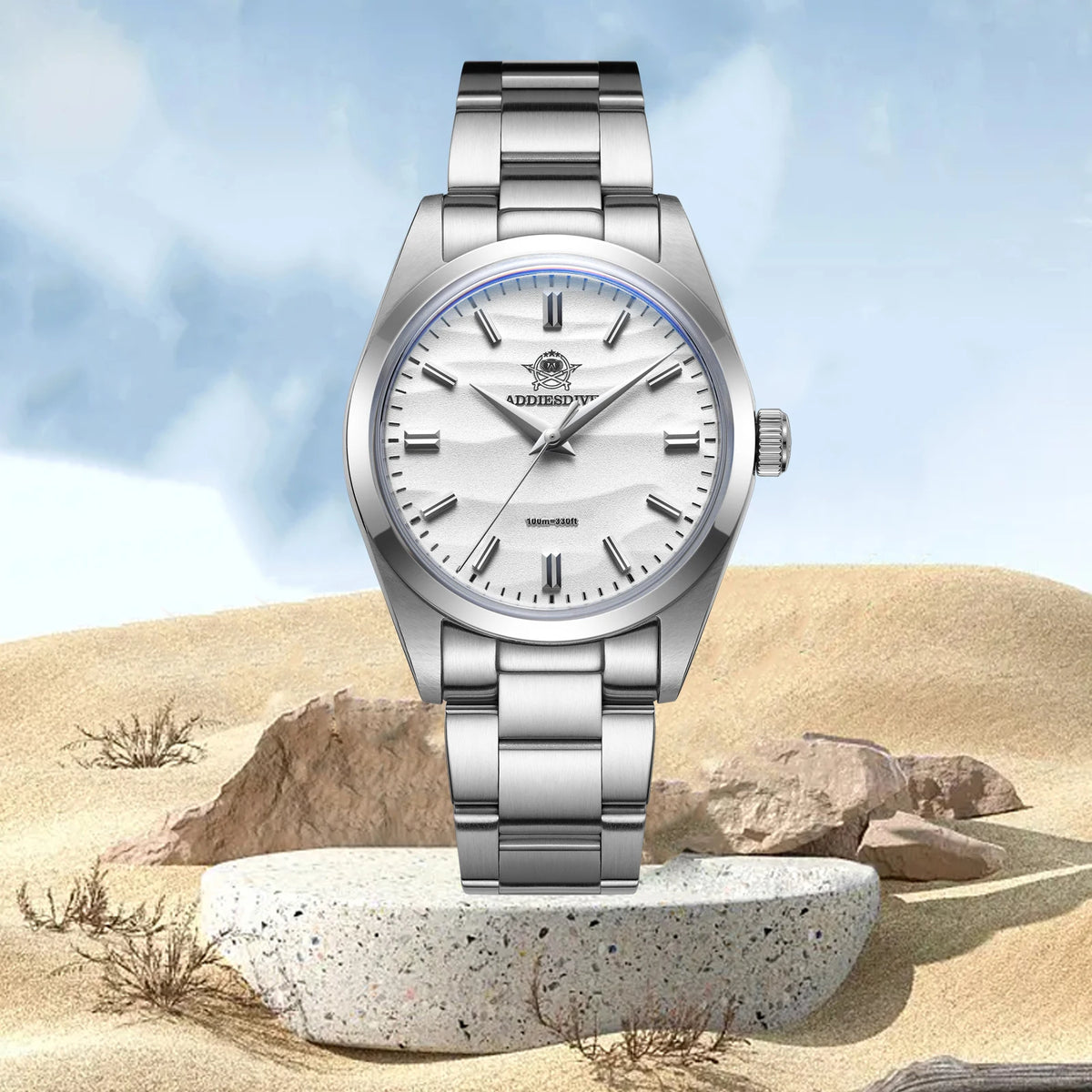 ADDIESDIVE AD2030: Compact 36mm Quartz Watch