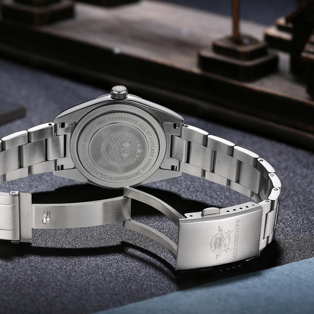 ADDIESDIVE AD2030: Compact 36mm Quartz Watch