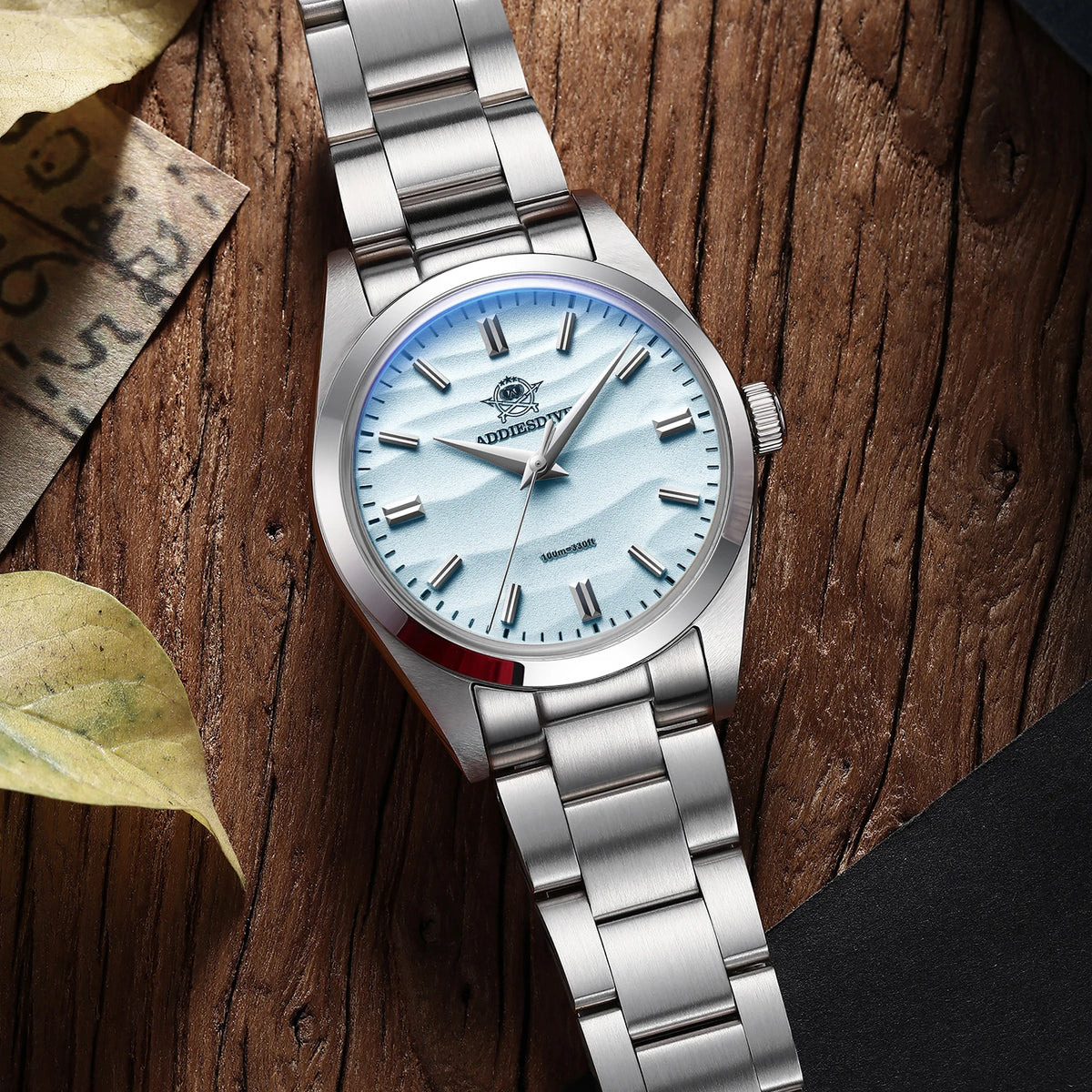 ADDIESDIVE AD2030: Compact 36mm Quartz Watch